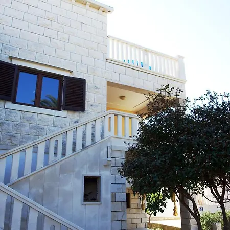 Διαμέρισμα With Parking Space Sumartin, Brac - 11926 *